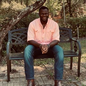 Meet your Posher, Darien